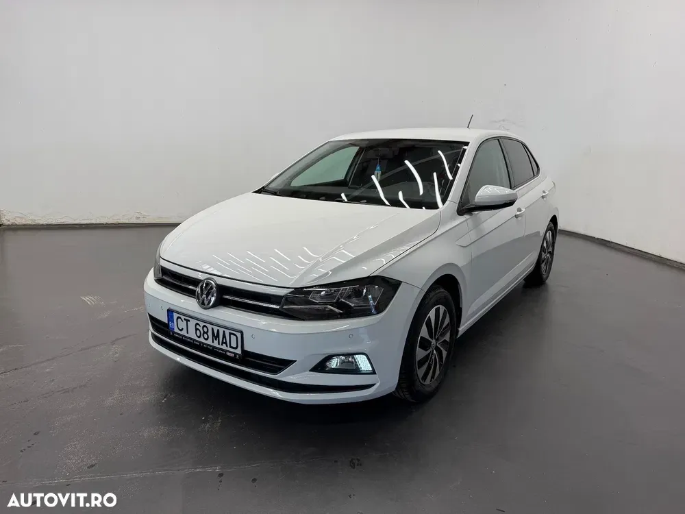 Volkswagen Polo VI 1.6 TDI Comfortline — imagine 2