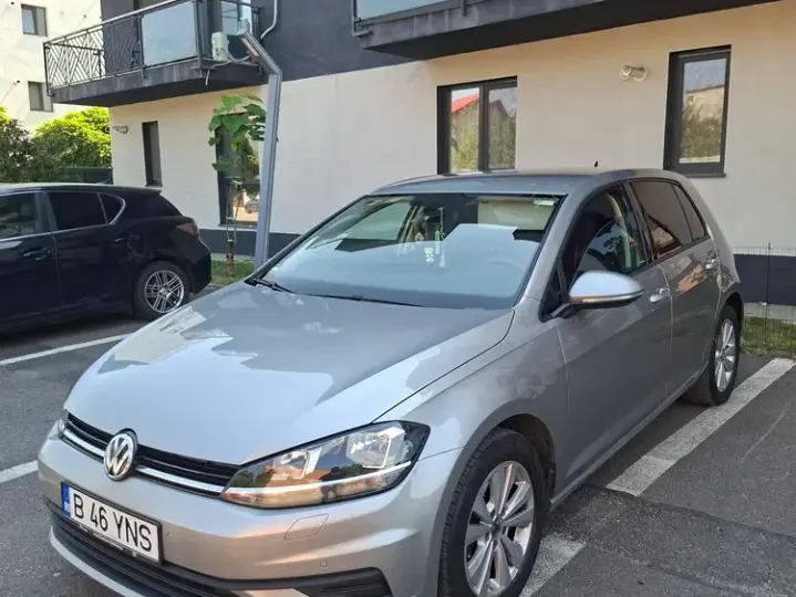 Volkswagen Golf VII