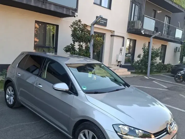 Volkswagen Golf VII
