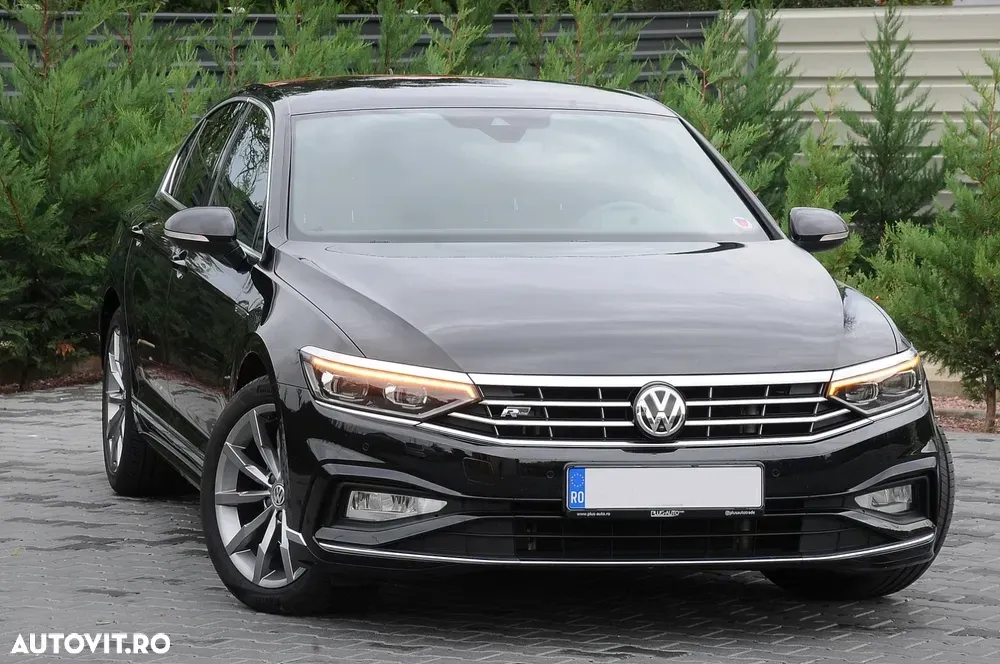 Volkswagen Passat B8 2.0 TDI DSG R Executive — imagine 2