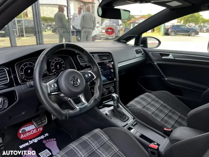 Volkswagen Golf VII 2.0 TDI DPF BMT DSG GTD
