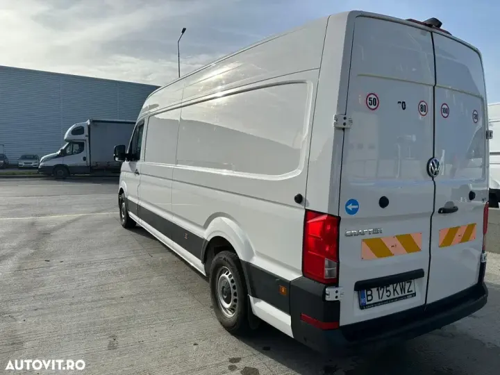 Volkswagen Crafter 3.5 CD Sasiu L4 sRWD 103kW