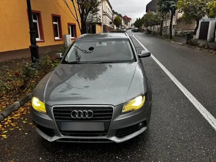 Audi A4 Limuzina