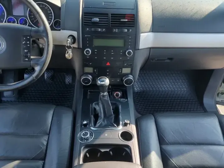 Volkswagen Touareg I