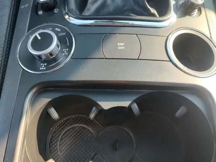 Volkswagen Touareg I