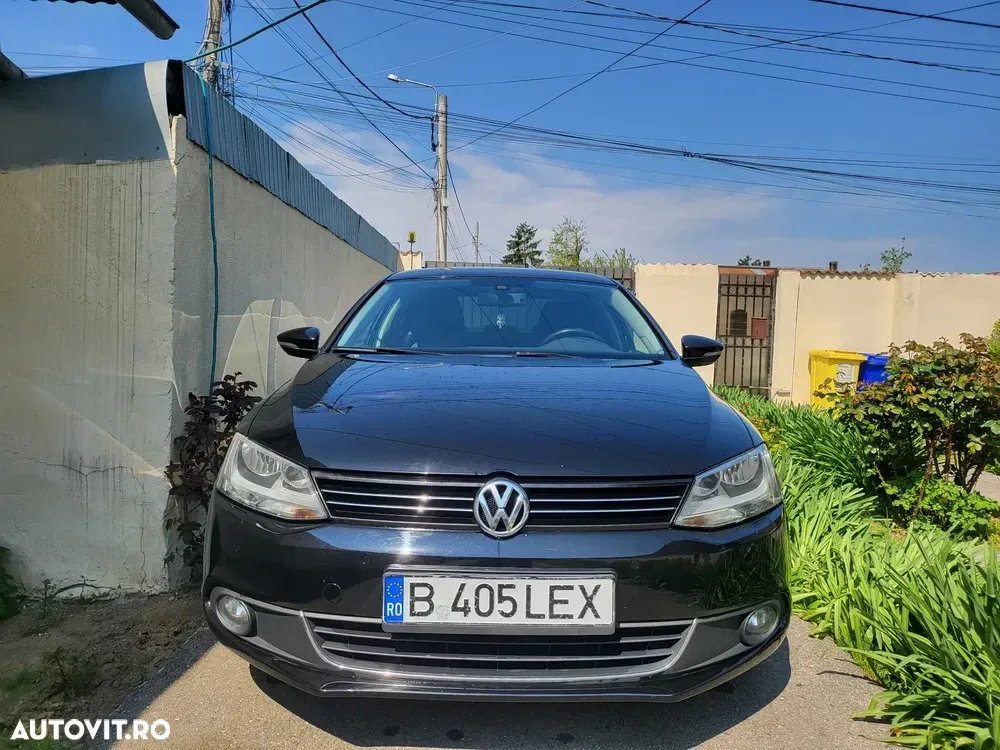 Volkswagen Jetta A6 1.6 TDI DSG Highline — imagine 5