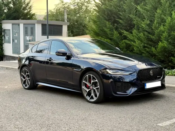 Jaguar XE P300 AWD Aut. R-Dynamic HSE