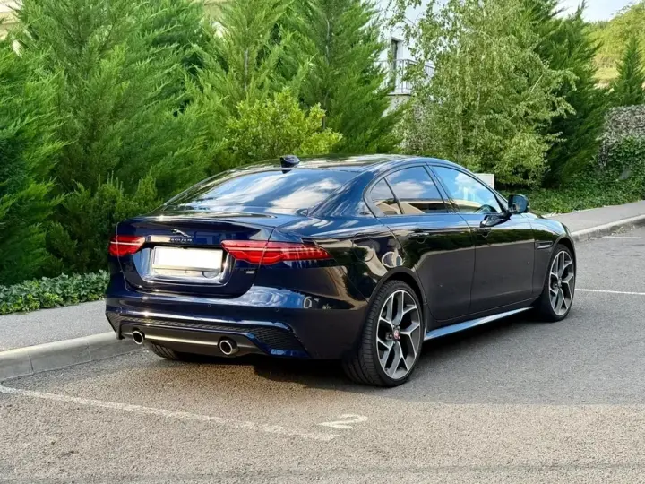 Jaguar XE P300 AWD Aut. R-Dynamic HSE