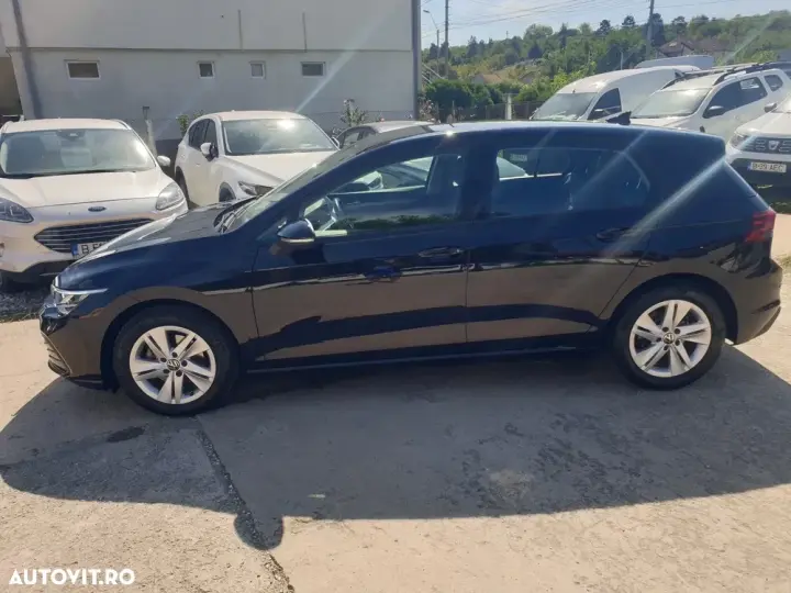 Volkswagen Golf VIII 1.0 eTSI DSG MHEV Life