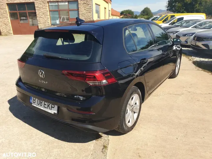 Volkswagen Golf VIII 1.0 eTSI DSG MHEV Life