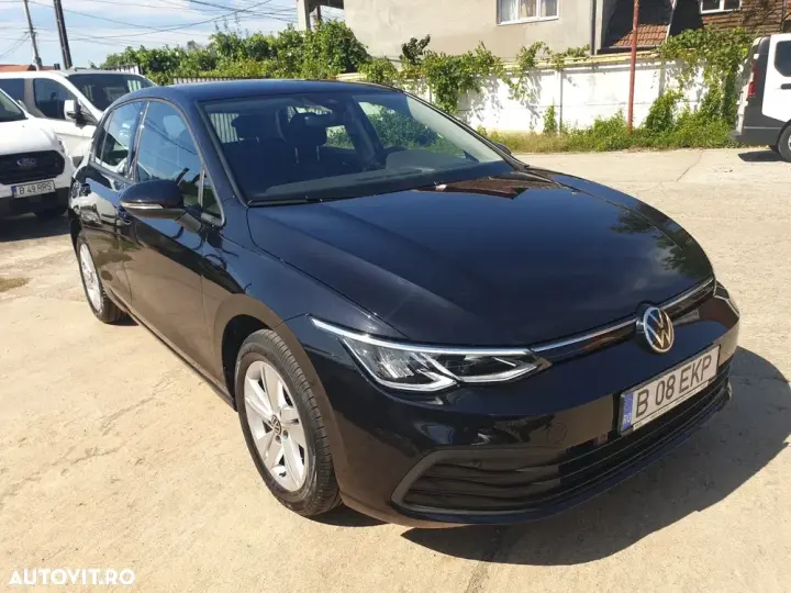 Volkswagen Golf VIII 1.0 eTSI DSG MHEV Life