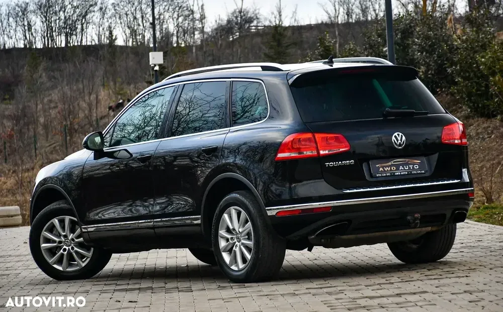 Volkswagen Touareg II 3.0 V6 TDI SCR Blue Motion DPF Automatik Terrain Tech Executive Edition — imagine 4