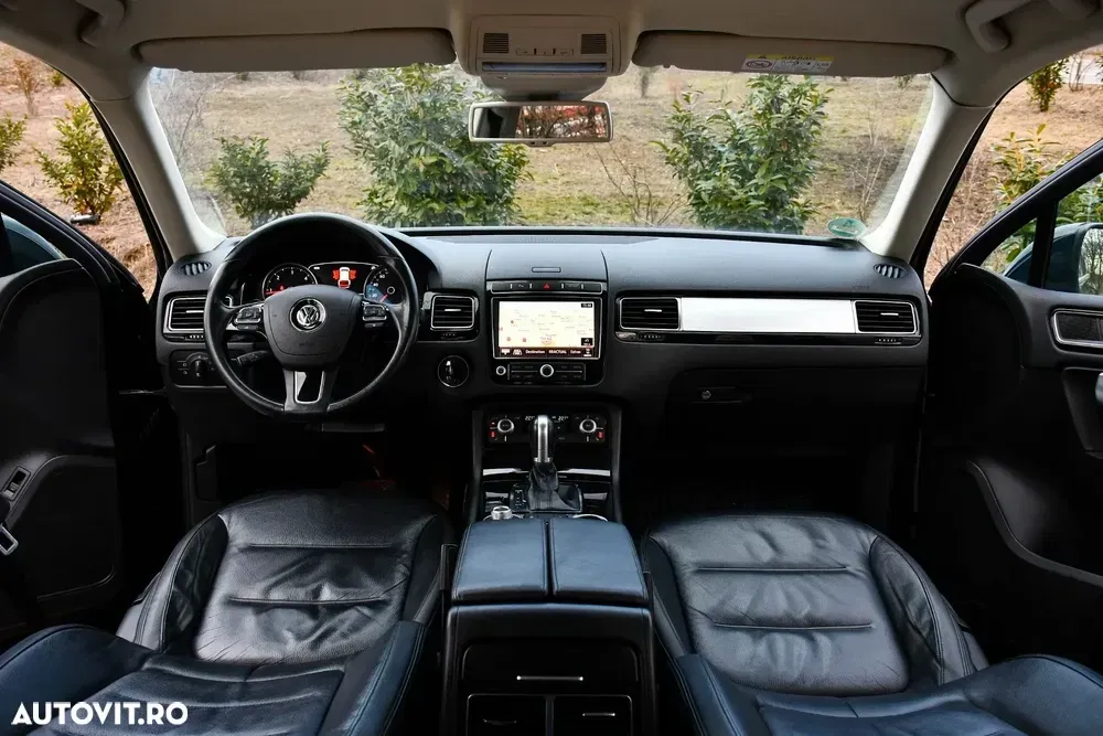 Volkswagen Touareg II 3.0 V6 TDI SCR Blue Motion DPF Automatik Terrain Tech Executive Edition — imagine 6