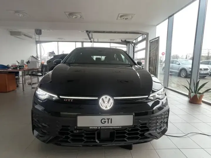 Volkswagen Golf VIII