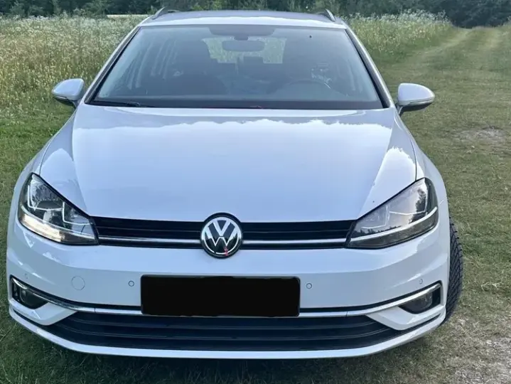 Volkswagen Golf VII