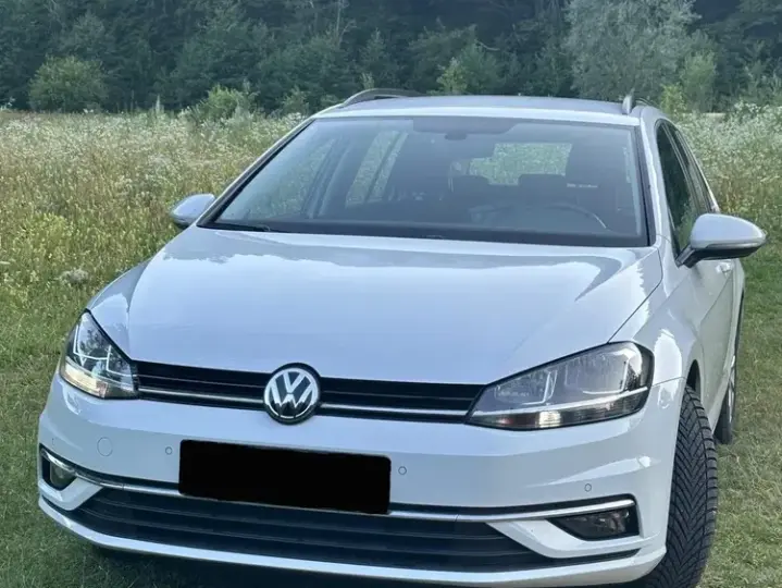 Volkswagen Golf VII