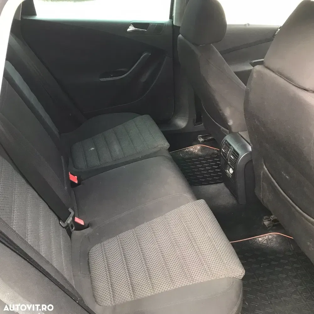 Volkswagen Passat B6 2.0 TDI Trendline — imagine 6