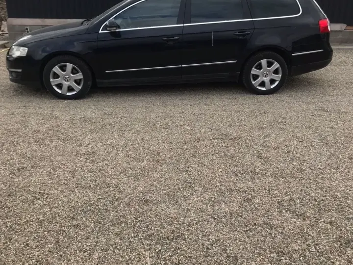 Volkswagen Passat B6 2.0 TDI Trendline