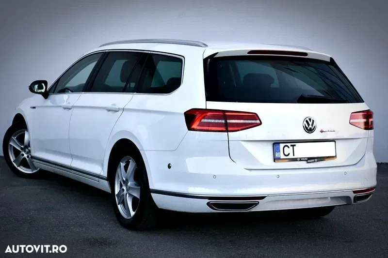 Volkswagen Passat — imagine 6
