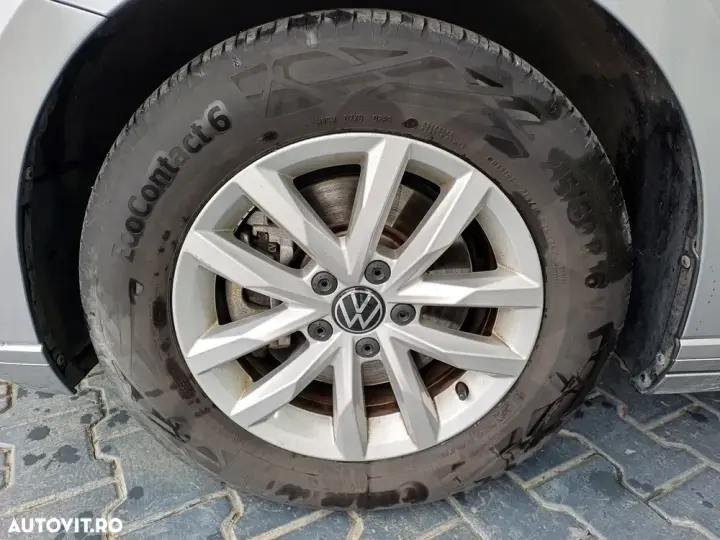 Volkswagen Passat B8 2.0 TDI DSG Comfortline