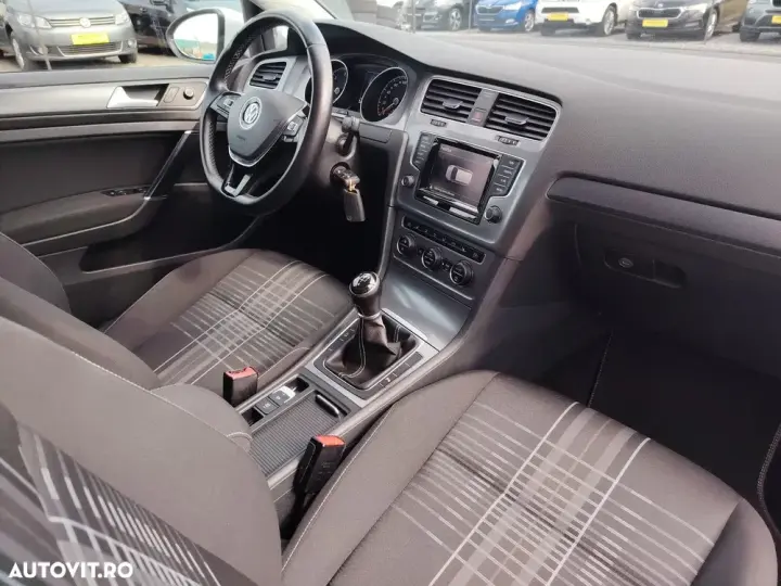 Volkswagen Golf VII 1.6 TDI BlueMotion Technology Lounge
