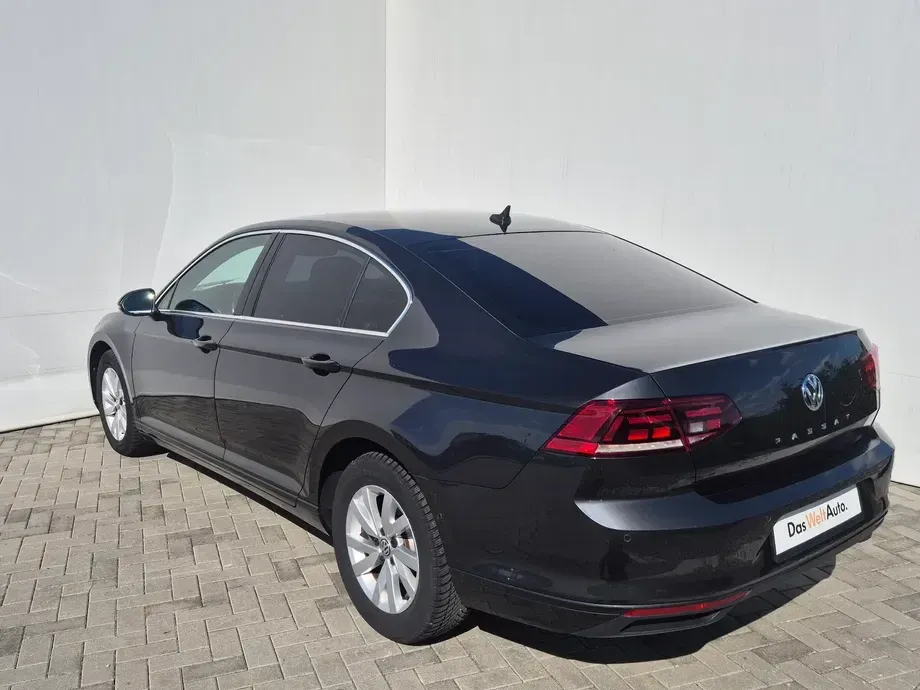 Volkswagen Passat — imagine 3