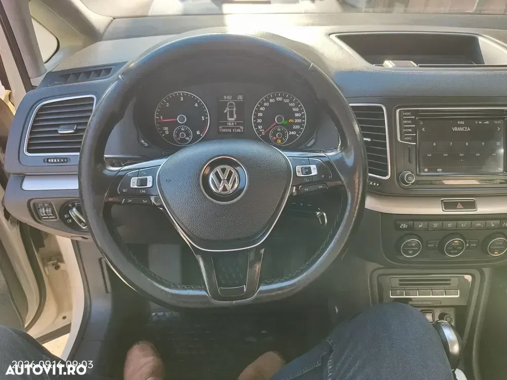 Volkswagen Sharan II 2.0 TDI DSG Trendline — imagine 3