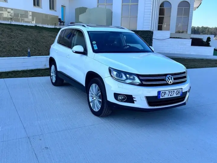 Volkswagen Tiguan I 2.0 TDI DPF 4Motion BlueMotion Technology DSG Sport & Style