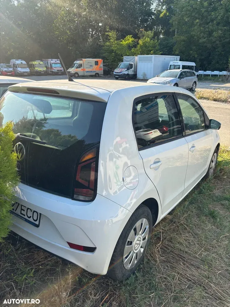 Volkswagen up! — imagine 4