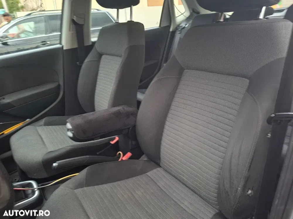 Volkswagen Polo 1.2 Attractive — imagine 4
