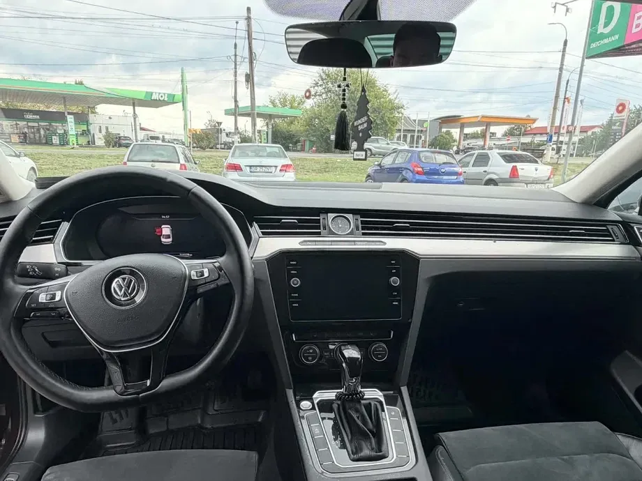 Volkswagen Passat B8 — imagine 4