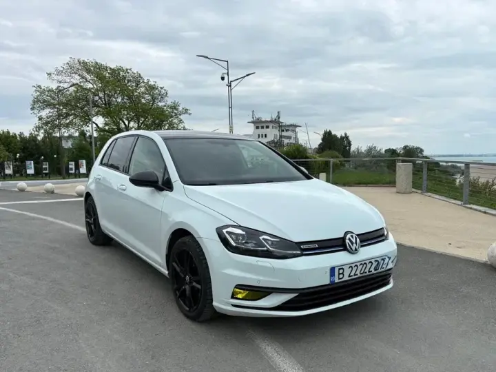 Volkswagen Golf VII