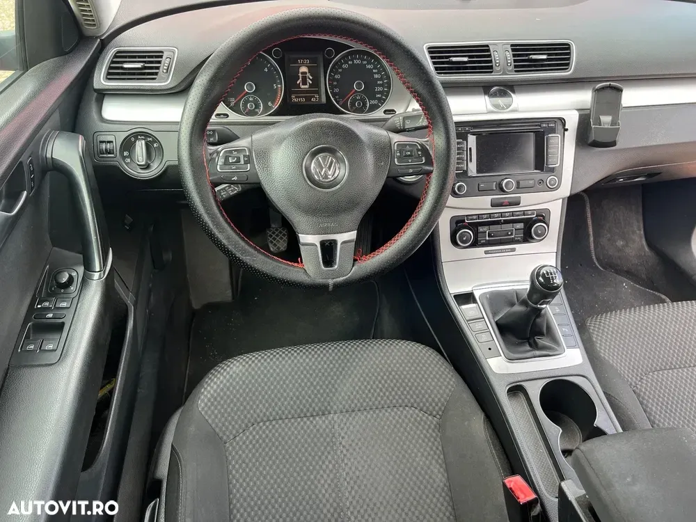 Volkswagen Passat B7 1.6 TDI BlueMotion Technology Trendline — imagine 6