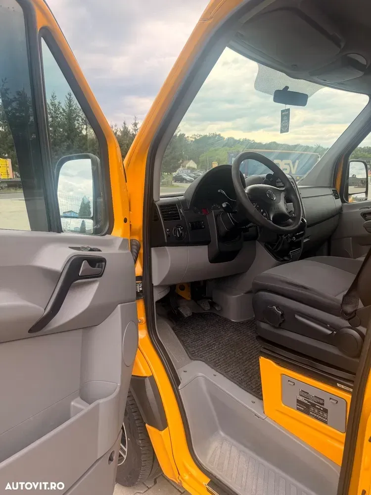 Volkswagen Crafter Standard — imagine 5