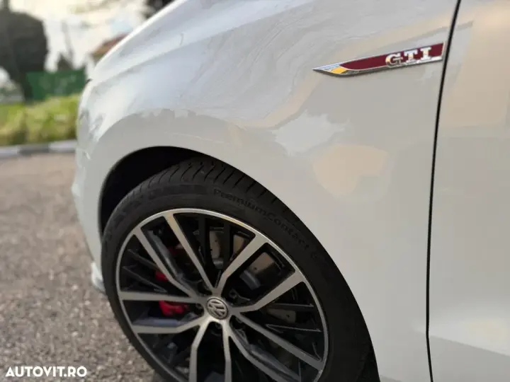Volkswagen Polo V 1.8 TSI DSG BMT GTI