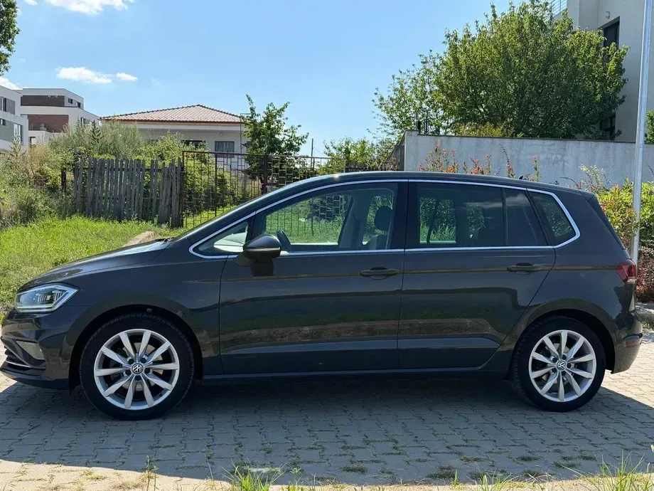 Volkswagen Golf Sportsvan 2.0 TDI SCR DSG Highline — imagine 5