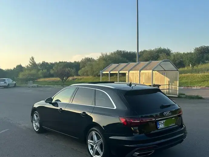 Audi A4 Avant B9