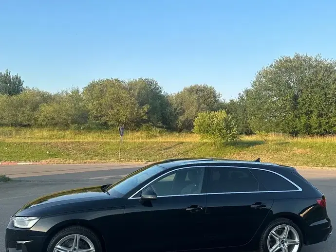 Audi A4 Avant B9