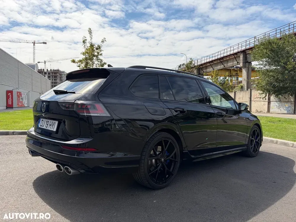 Volkswagen Golf VIII — imagine 4