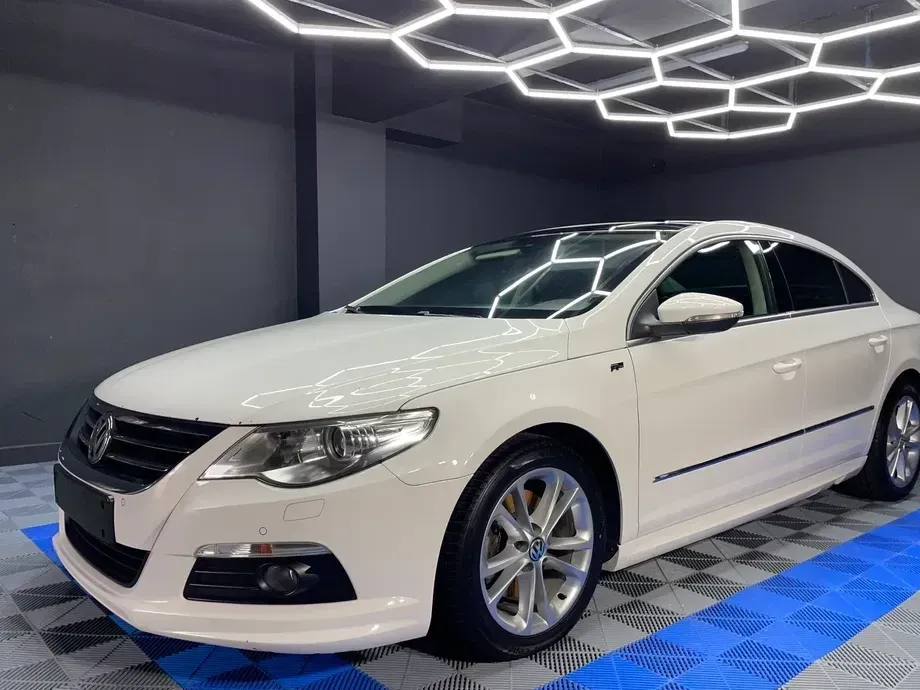 Volkswagen Passat CC 2.0 TDI BlueMotion Technology — imagine 2