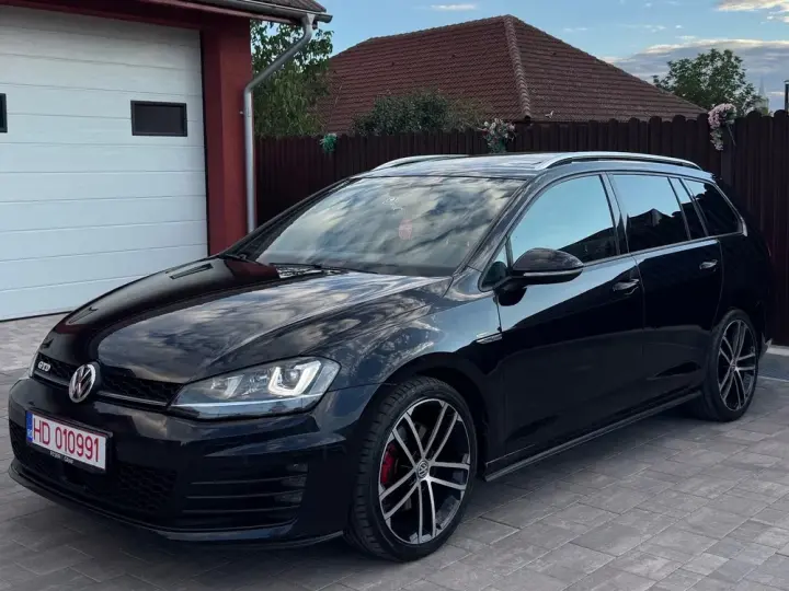 Volkswagen Golf VII