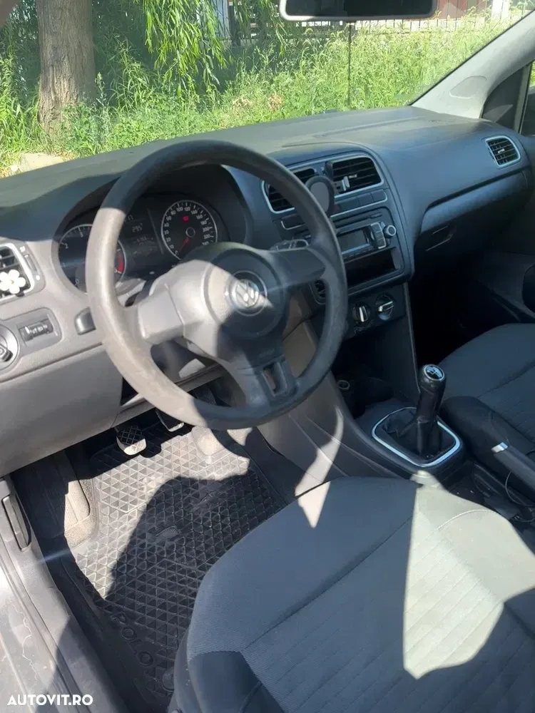 Volkswagen Polo 1.6 TDI CR DPF Highline — imagine 6