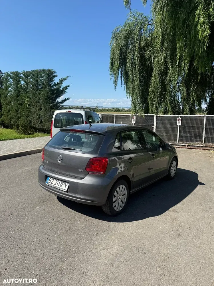 Volkswagen Polo 1.6 TDI CR DPF Highline — imagine 4