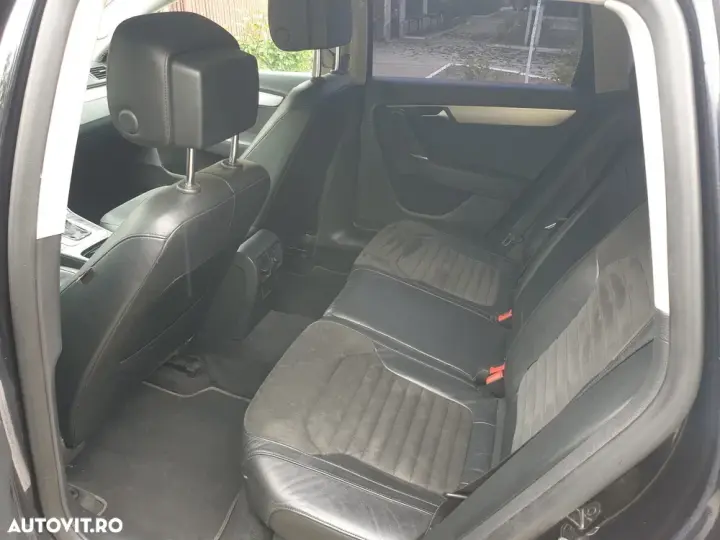 Volkswagen Passat B7 2.0 TDI Blue TDI DSG Comfortline