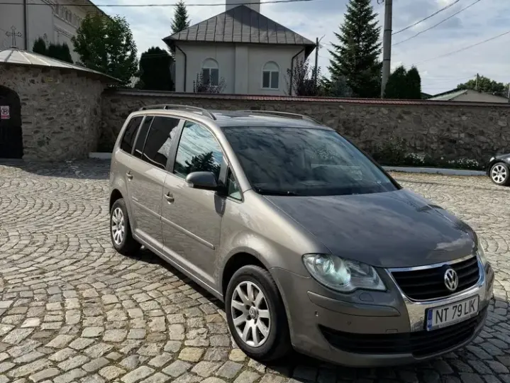 Volkswagen Touran I 2.0 TDI Highline