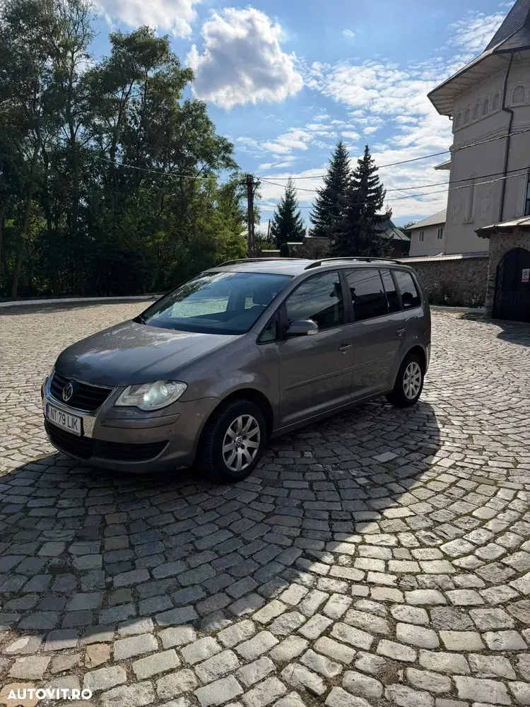 Volkswagen Touran I 2.0 TDI Highline — imagine 2