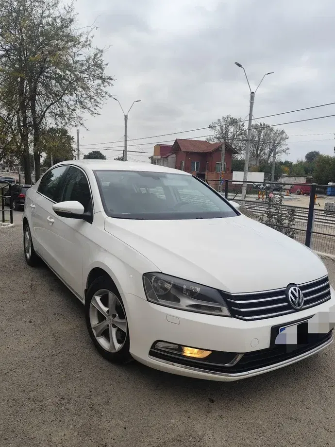 Volkswagen Passat B7 — imagine 3