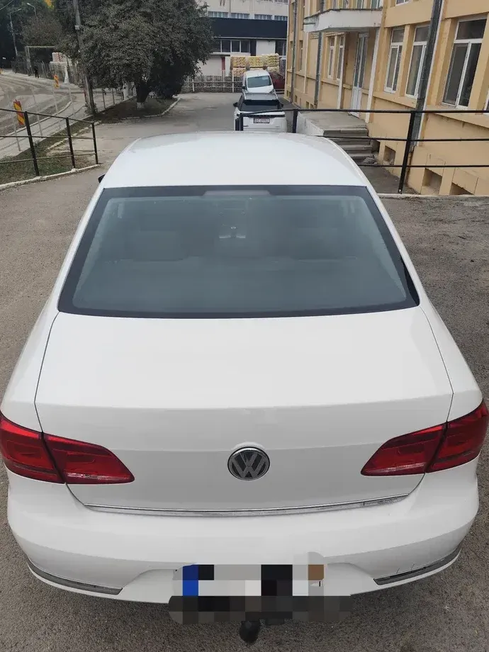 Volkswagen Passat B7 — imagine 6
