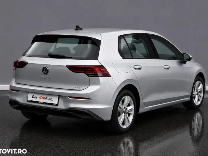 Volkswagen Golf VIII