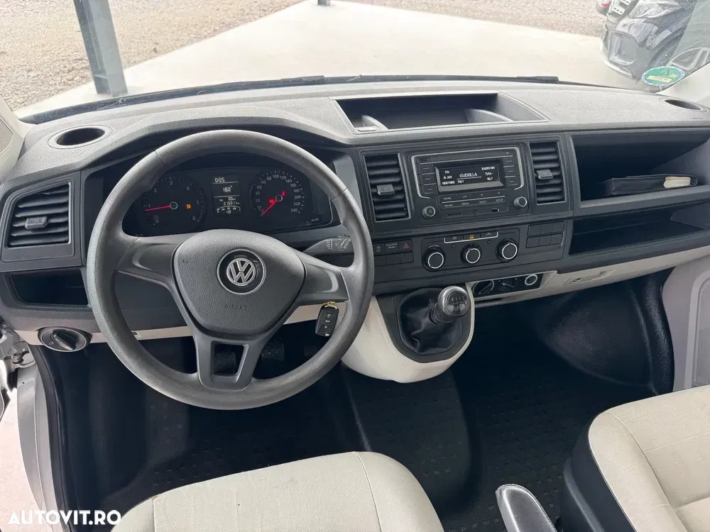 Volkswagen Transporter T6 Kurz EU6 Plus Trendline — imagine 6
